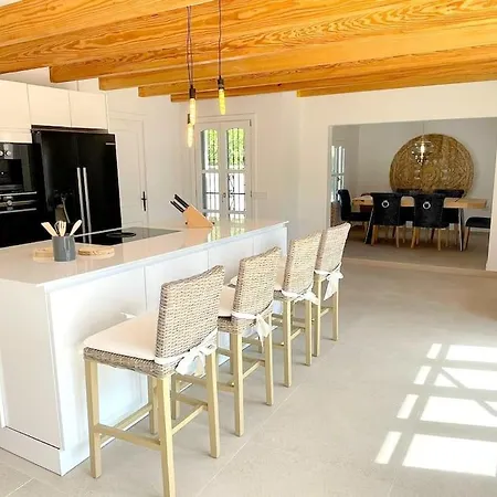 Appartamento Strandnahe Mit Pool, Wifi, Klima, Heizung, Tischtennis, Trampolin In *