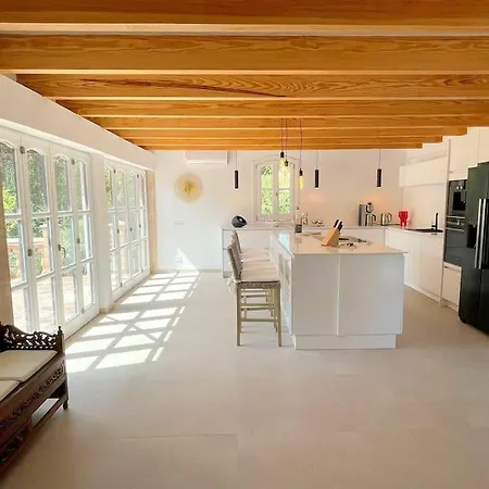 Appartamento Strandnahe Mit Pool, Wifi, Klima, Heizung, Tischtennis, Trampolin In Alcúdia