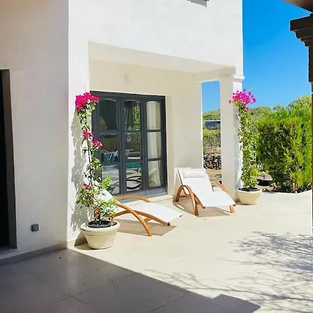 Apartman Strandnahe Mit Pool, Wifi, Klima, Heizung, Tischtennis, Trampolin In *